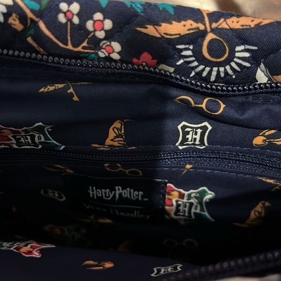 Vera Bradley Harry Potter Floral Crossbody Bag - Picture 3 of 3